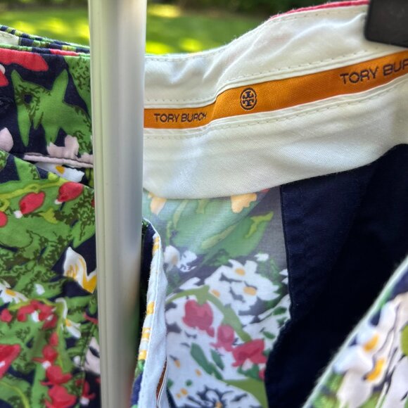 Tory Burch Tulip Print Bermuda Shorts Size 6 Floral Spring Chic - Picture 11 of 16